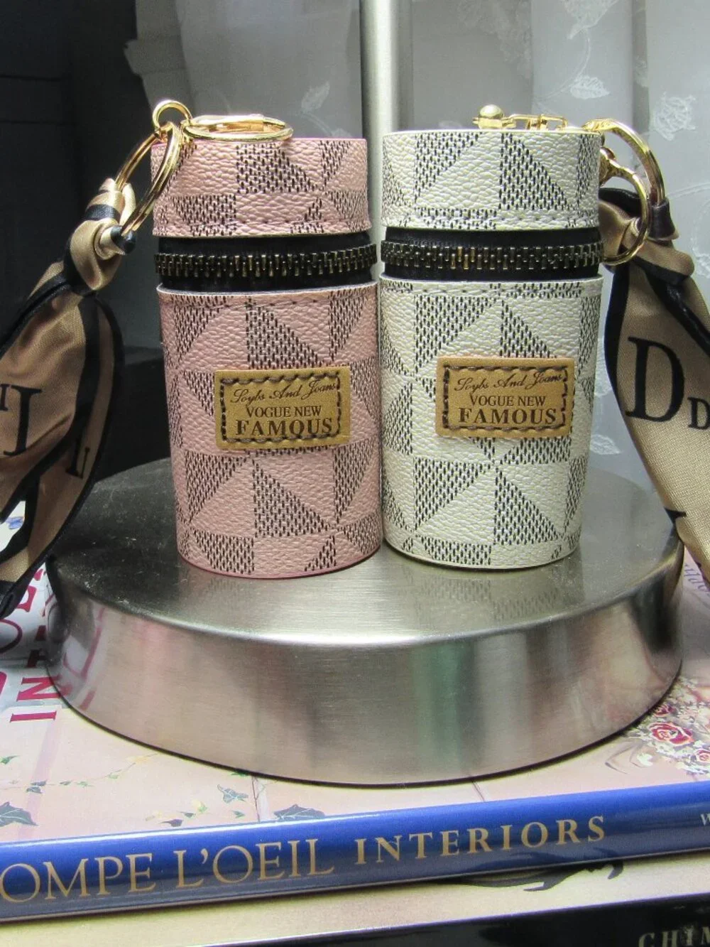 TWO KEY CHAIN POUCHES NEW 4 INCHES ZIP UP TOO CUTE - Picture 4 of 7